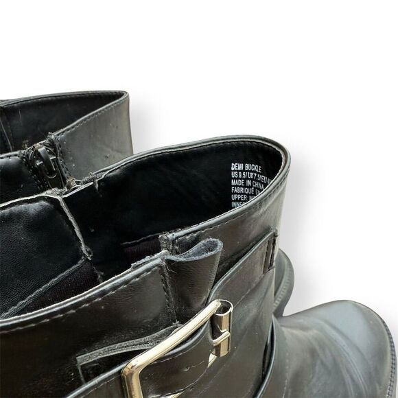 JustFab Black Moto Boots Size 9.5 Double Buckle Biker Style Faux Leather - Picture 13 of 16